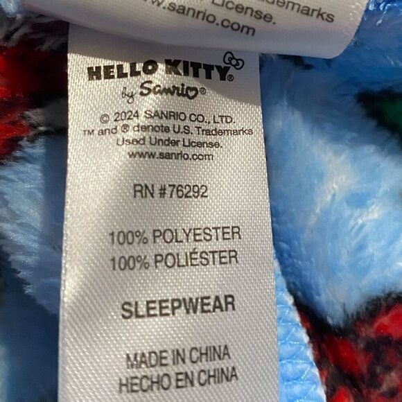 Hello Kitty “Christmas Time” Fuzzy Soft Touch Pajama Pants Womens size M New - Picture 10 of 11